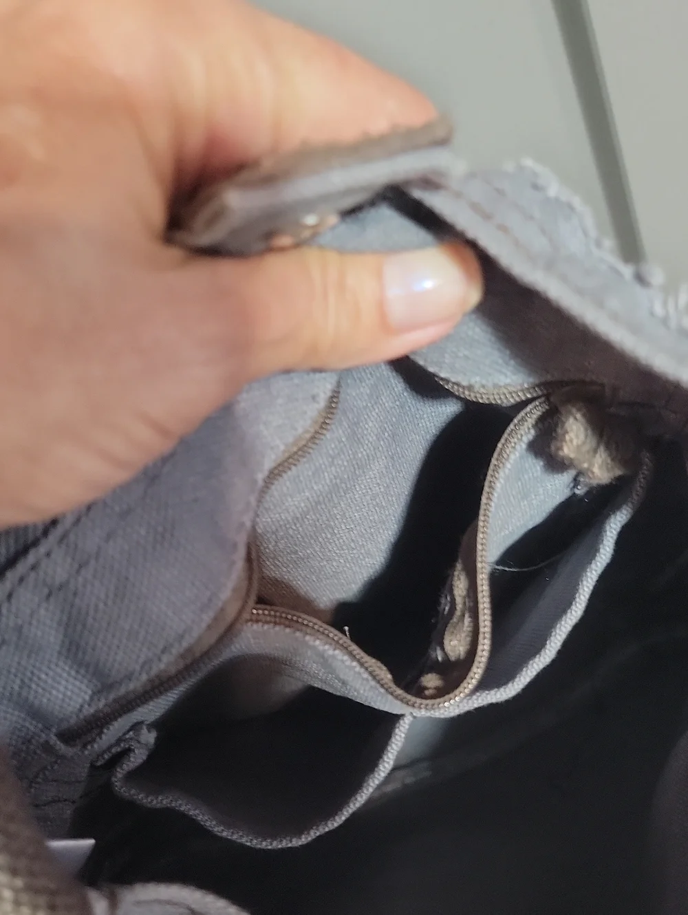 Thirty-one Be Happy Crossbody